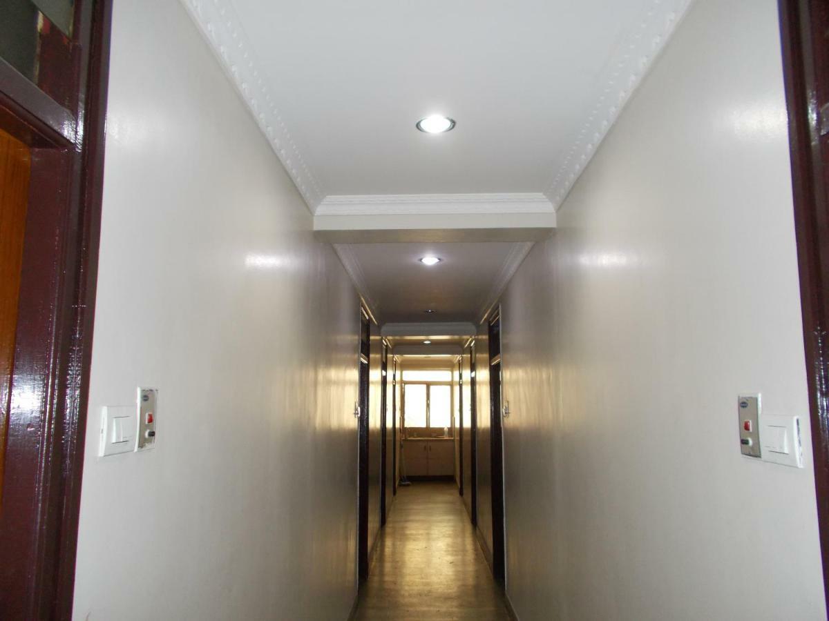 Hotel Embassy Bangalore Exterior photo